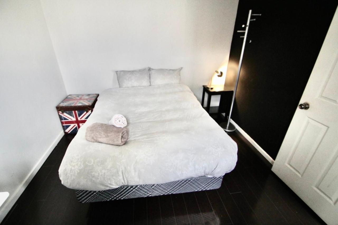 The Parkdale Hostellerie Toronto Dış mekan fotoğraf