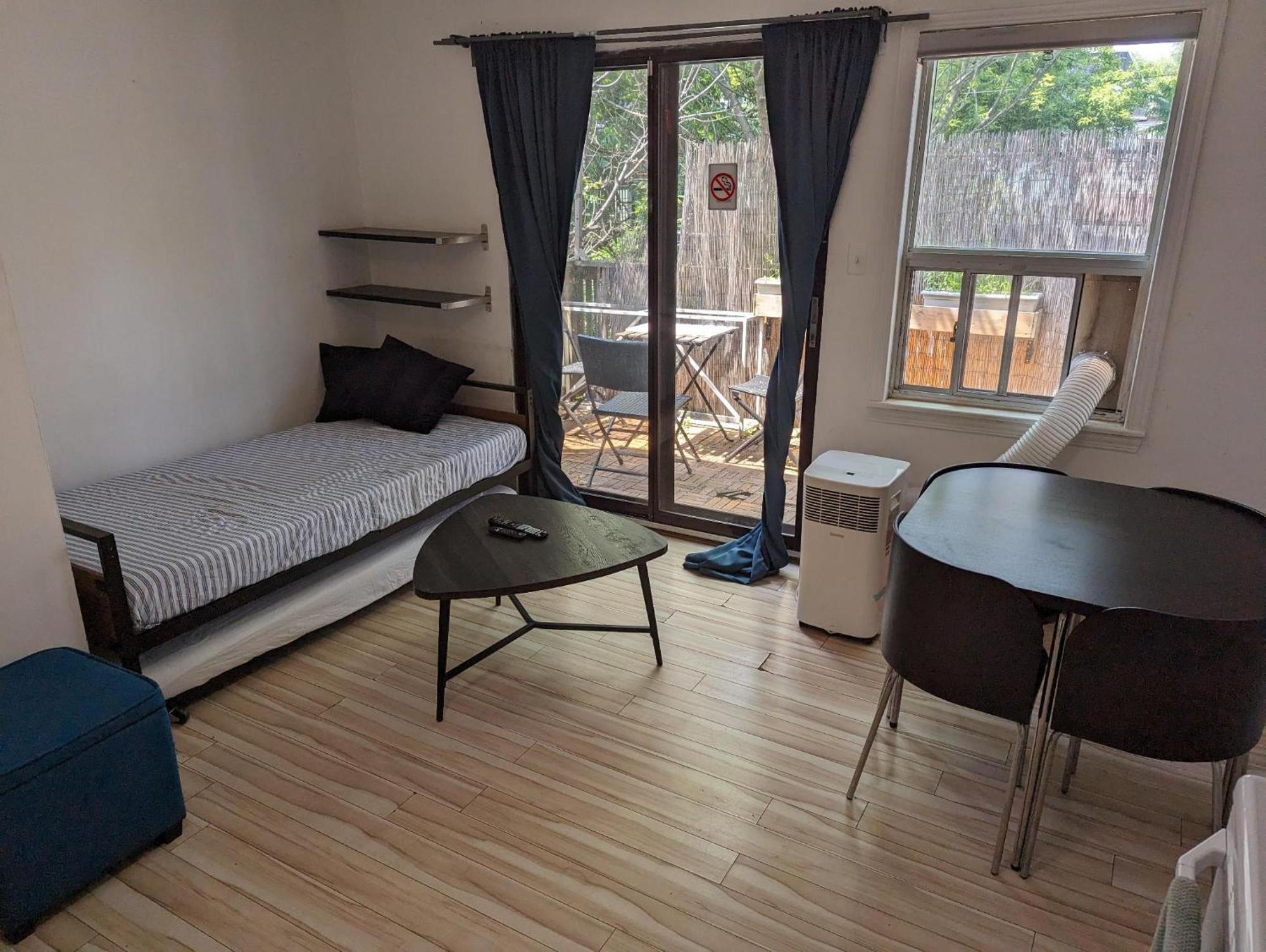 The Parkdale Hostellerie Toronto Dış mekan fotoğraf